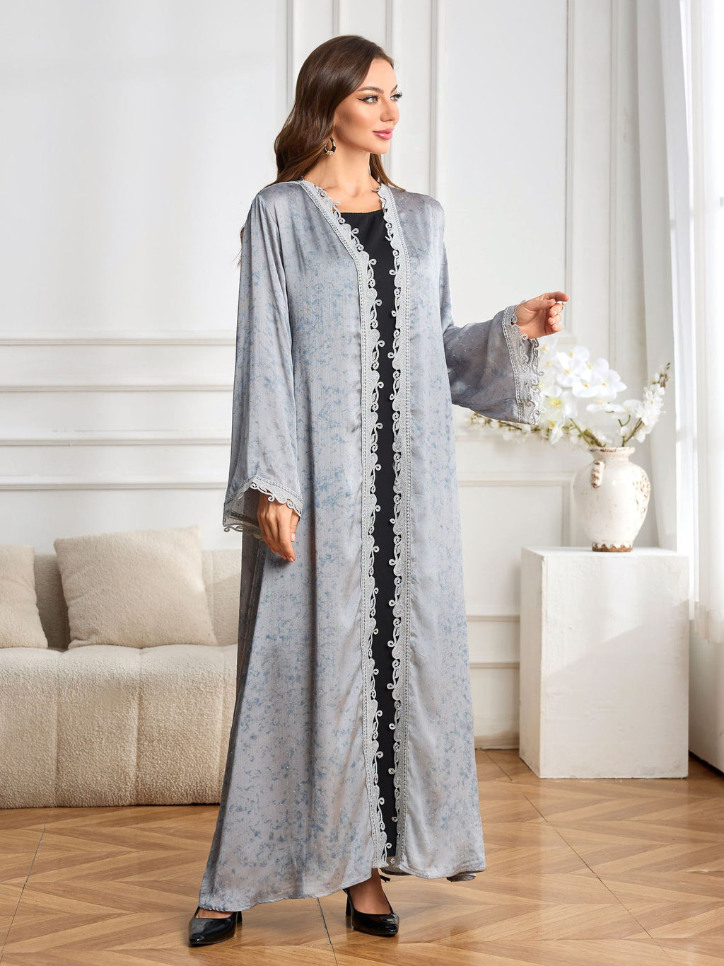 Elegant Black Women?s Abaya ? Modest Long Sleeve Abaya Dress